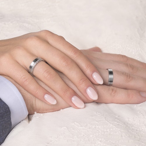 Obrączki ślubne: białe złoto, płaskie, 5,3 mm